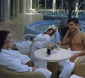 Dubrava And Wellness Отель